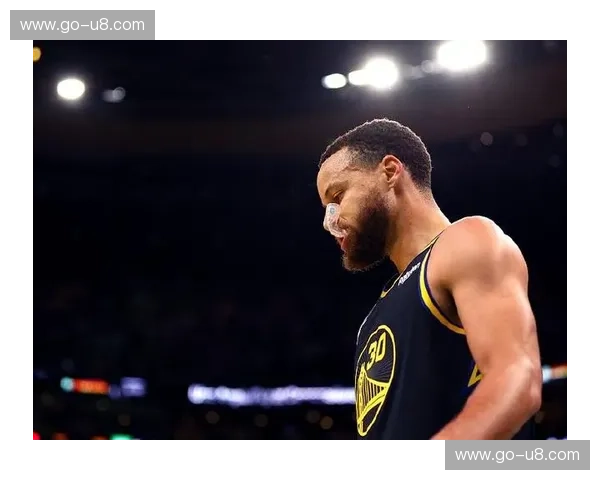 铁血碰撞！骑士vs猛龙：这一场窒息的东部暗战，你绝对不能错过直播！