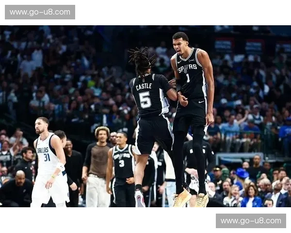 2010太阳vs.马刺：那年夏天，凤凰城与圣安东尼奥的篮球史诗